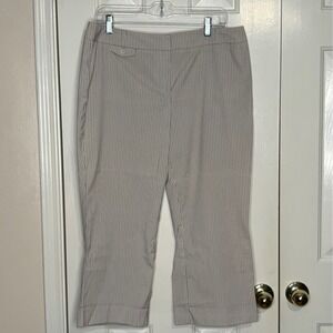 New York & Company Stretch Capri Pants Women's 14 Cream Black Pinstripe Cropped